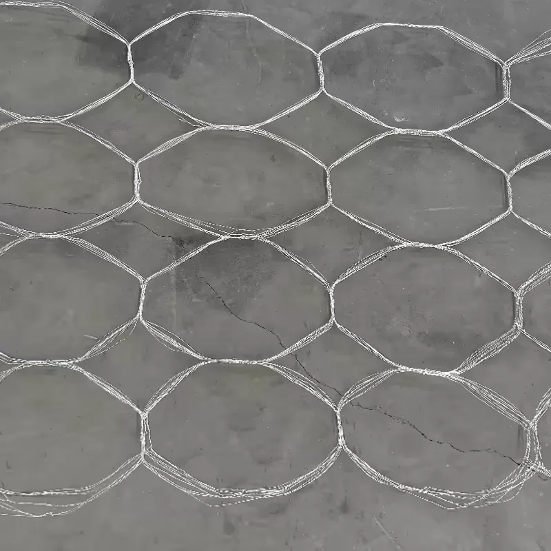 Hot-dip galvanized anti-tank wire mesh close-up showing zinc coating and diamond pattern
